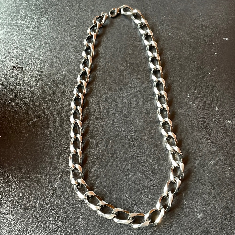 1980’s Thick link curb chain necklace gunmetal finish